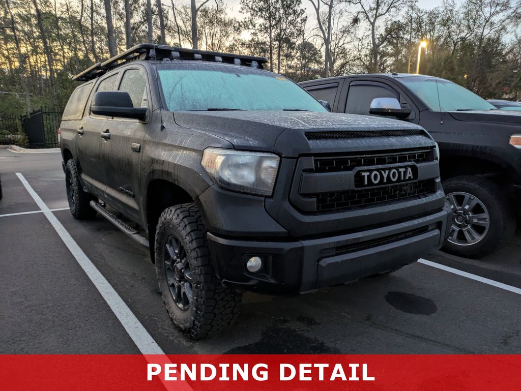 2015 Toyota Tundra Truck 