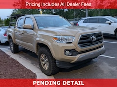 2016 Toyota Tacoma SR5 Truck