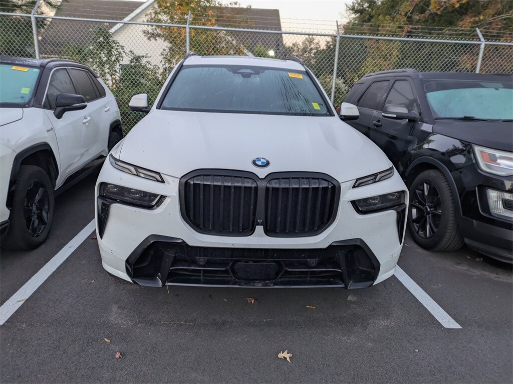2023 Bmw X7 xDrive40i photo 2