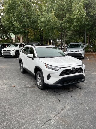 2025 Toyota RAV4 XLE SUV