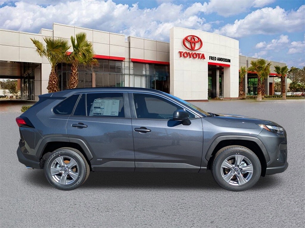 New 2025 Toyota RAV4 Hybrid LE SUV