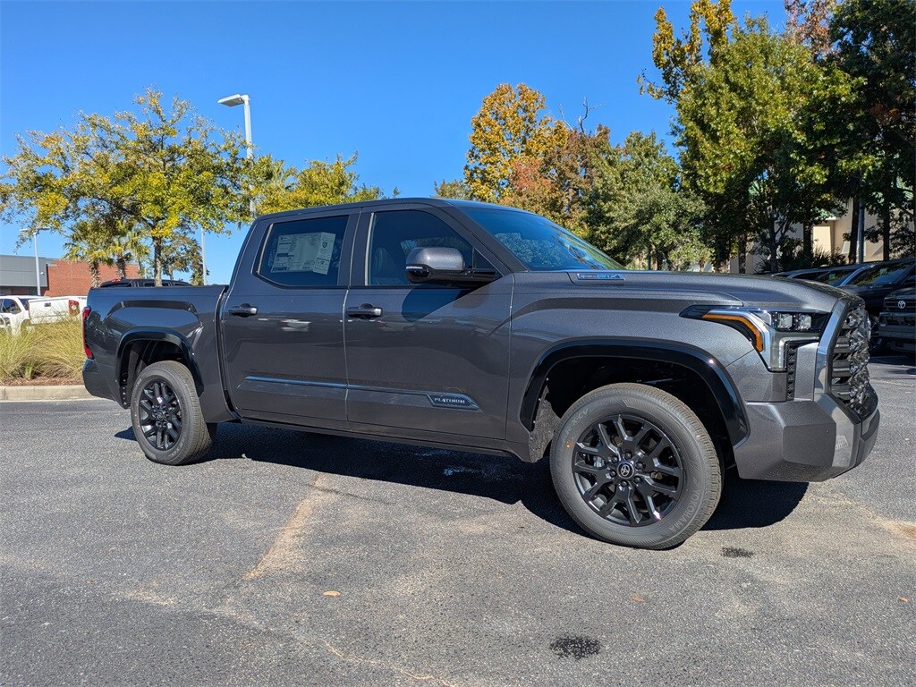 2026 Toyota Tundra Platinum photo 2