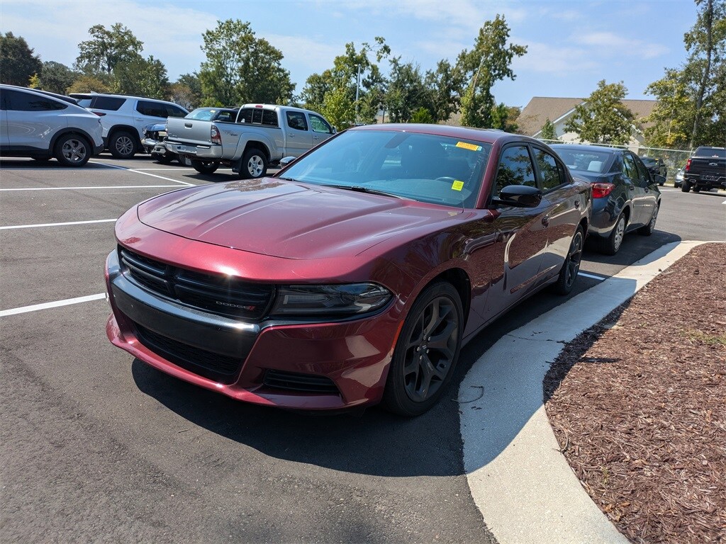 2020 Dodge Charger SXT photo 3