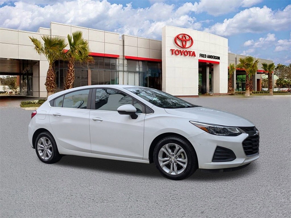 Used 2019 Chevrolet Cruze LT Hatchback