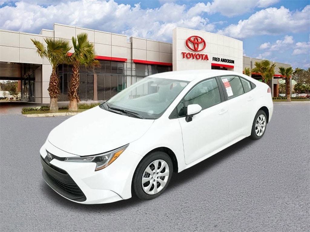 2026 Toyota Corolla LE's photo
