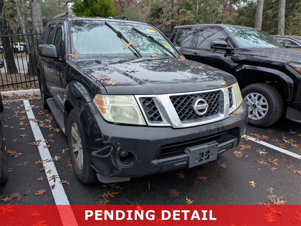 Used 2010 Nissan Pathfinder SE SUV