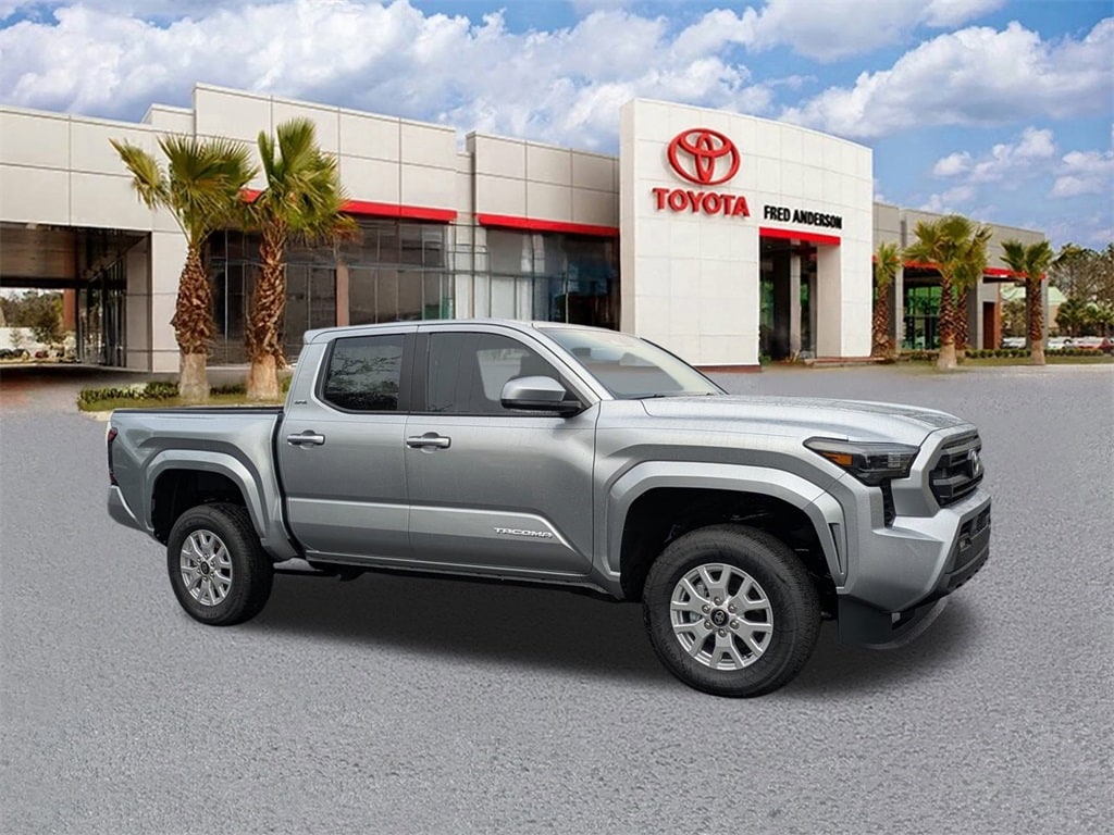 2025 Toyota Tacoma SR5's photo