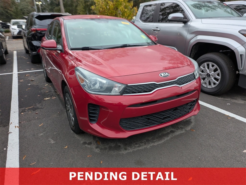 2020 Kia RIO S's photo