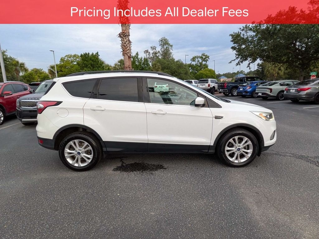 Used 2017 Ford Escape SE SUV