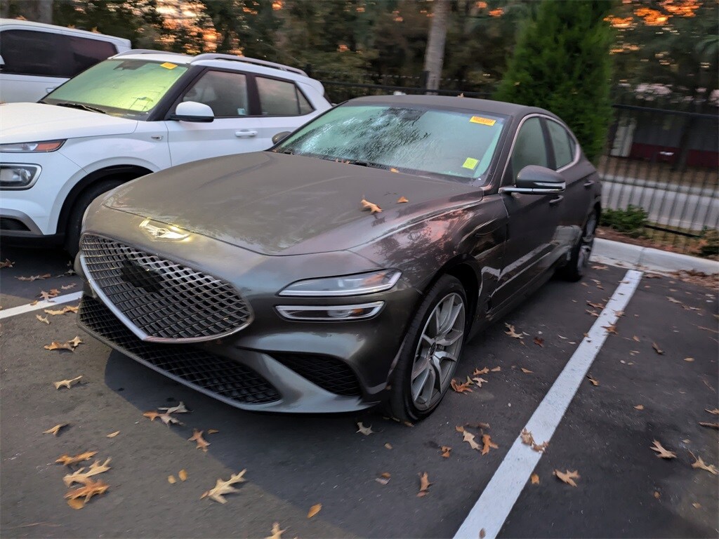 2024 Genesis G70 2.5T photo 3