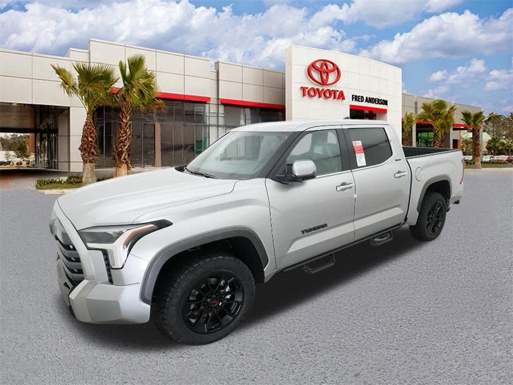 2026 Toyota Tundra Limited's photo