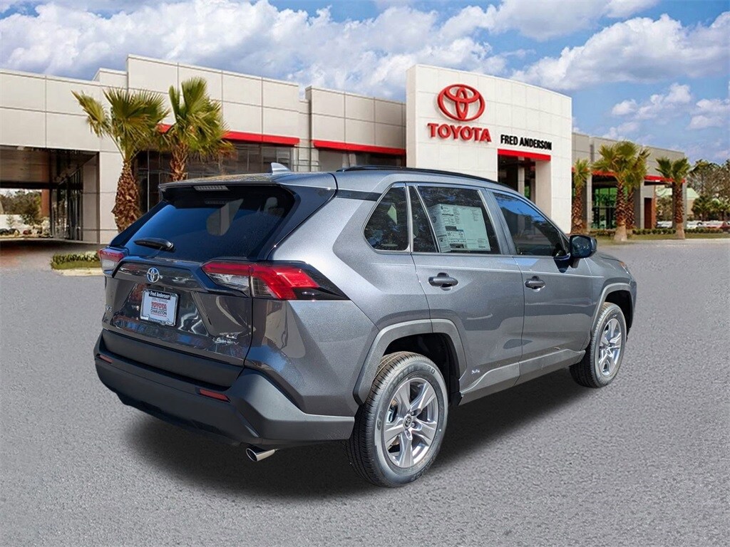 New 2025 Toyota RAV4 Hybrid LE SUV