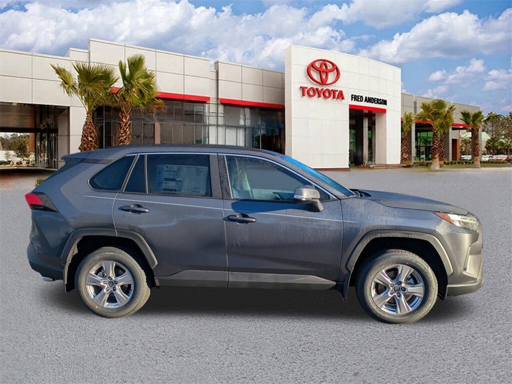 New 2025 Toyota RAV4 XLE SUV