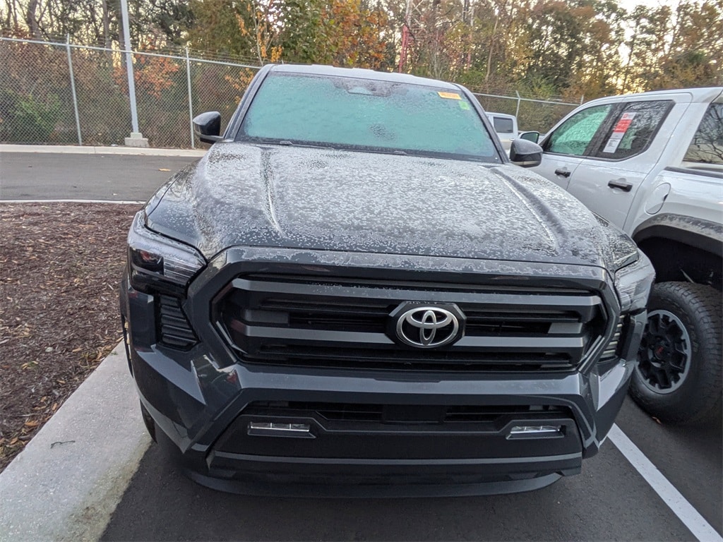Used 2025 Toyota Tacoma SR5 Truck