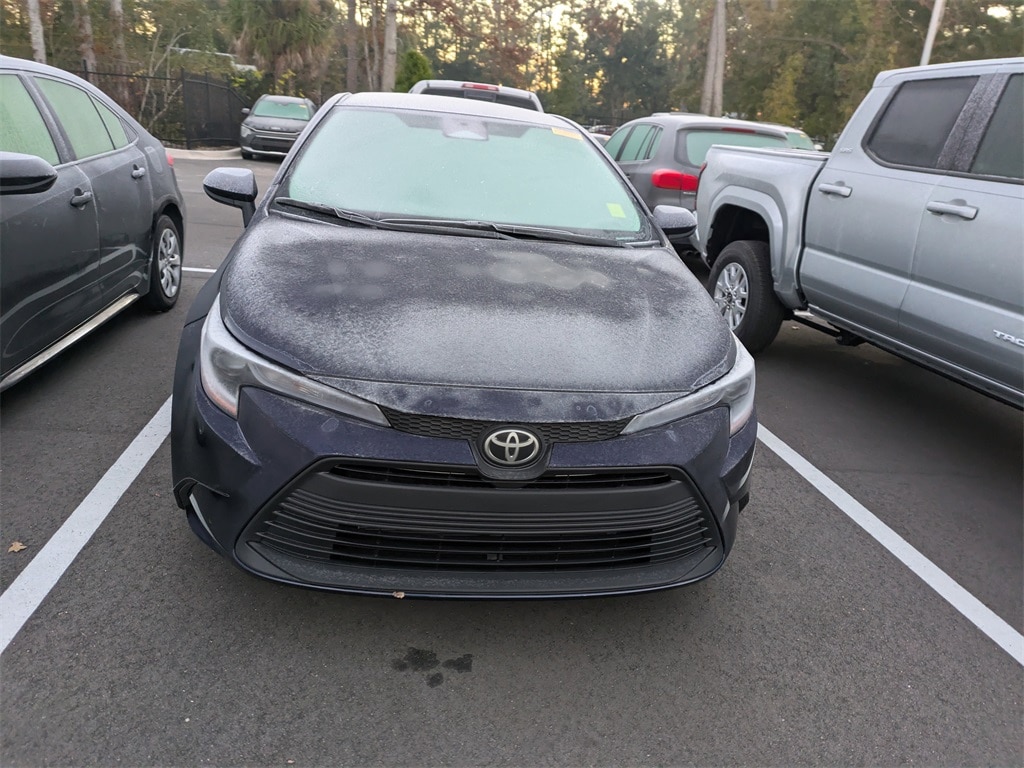 Used 2025 Toyota Corolla LE Sedan