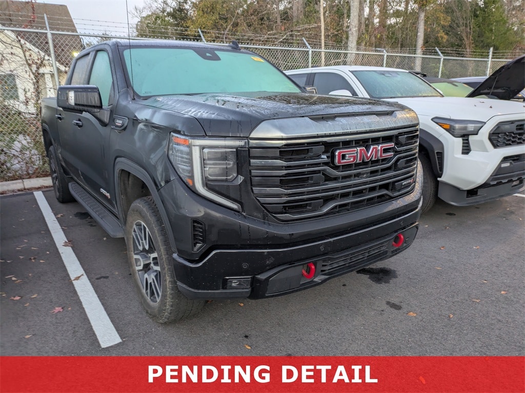 2023 GMC Sierra 1500 AT4's photo