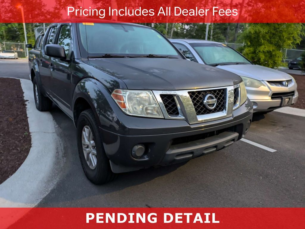 2015 Nissan Frontier 4.0 SV Crew Cab 4X4 AT SWB's photo