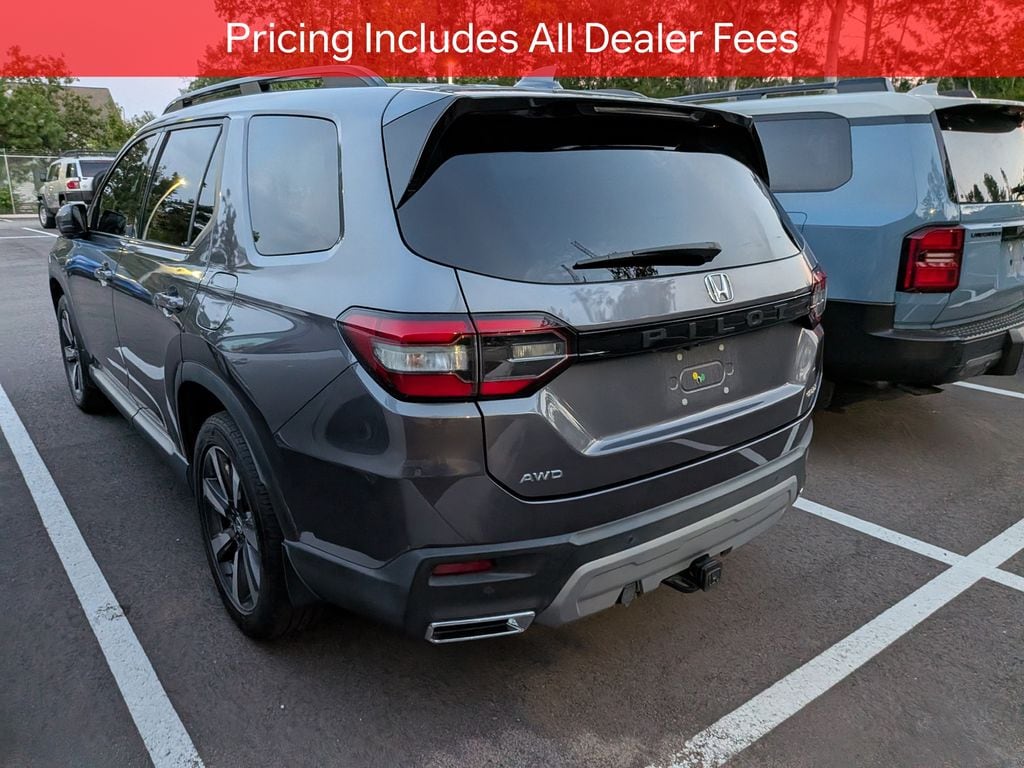 Used 2024 Honda Pilot Elite SUV