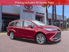 2026 Toyota Sienna Limited Van Passenger Van TS324230