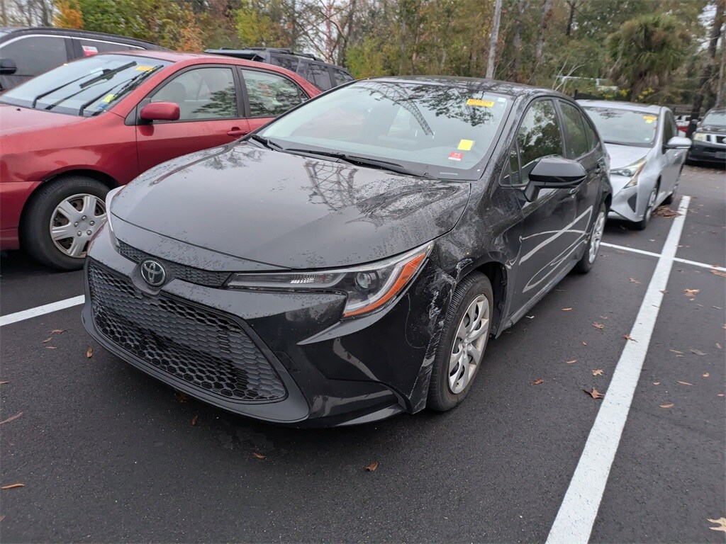 Used 2022 Toyota Corolla LE Sedan