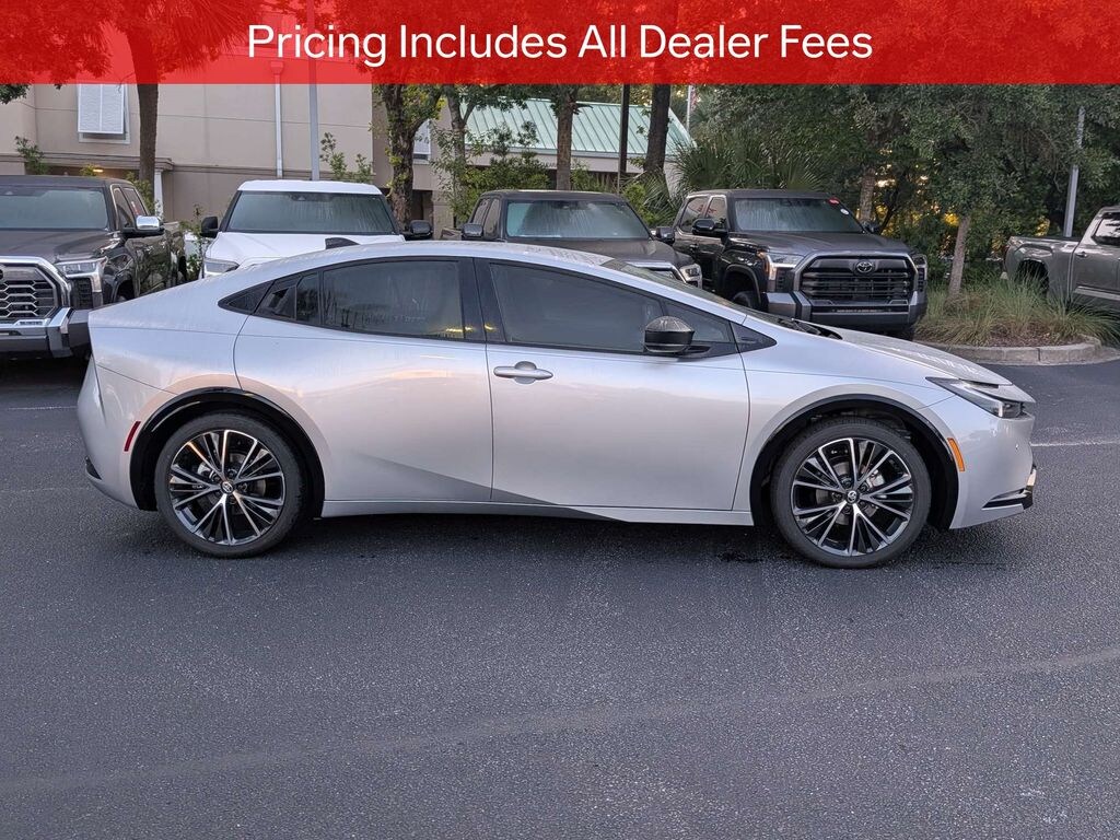 New 2027 Toyota Prius XLE Hatchback