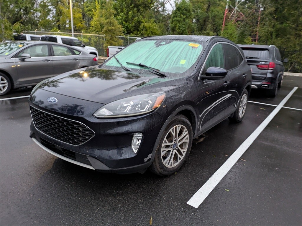 2021 Ford Escape SEL photo 3
