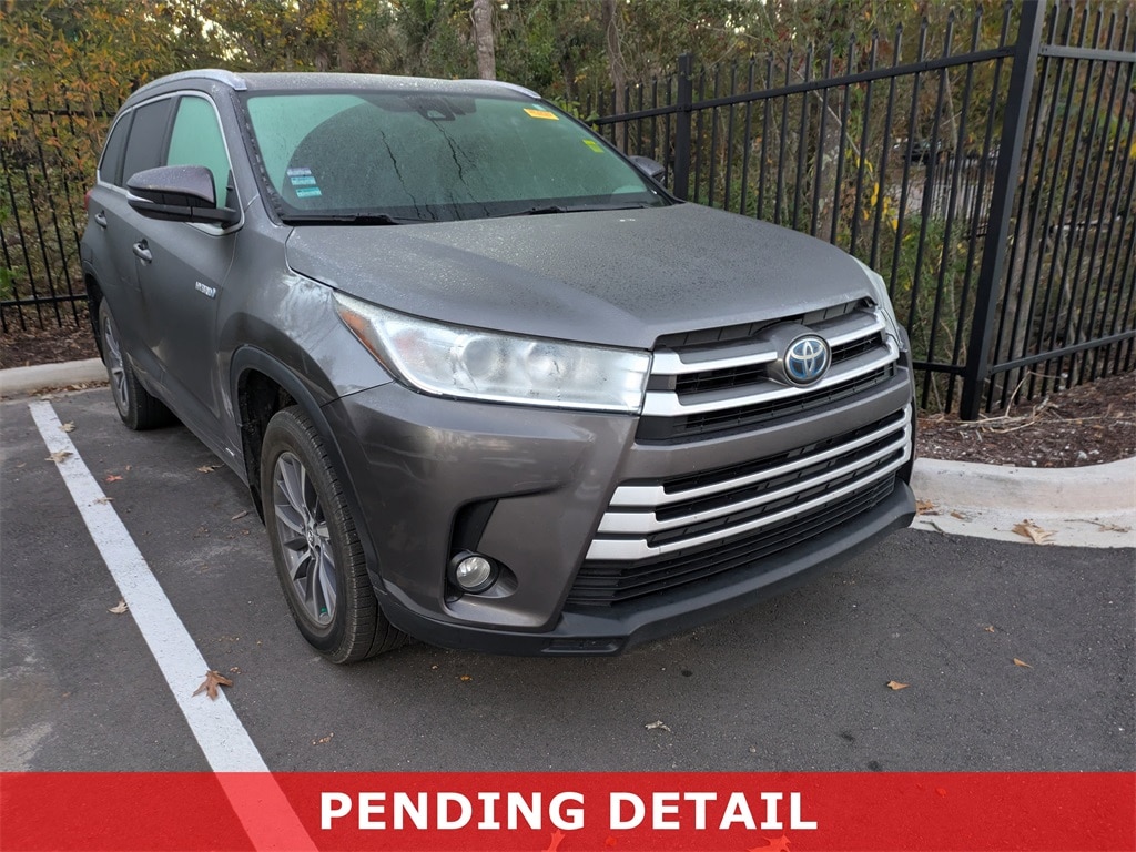 2018 Toyota Highlander Hybrid SUV 