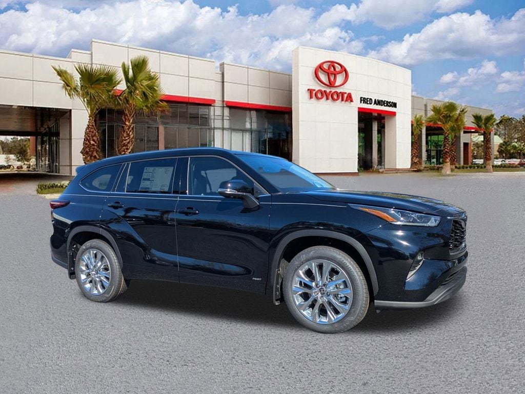 New 2026 Toyota Highlander Hybrid Limited SUV