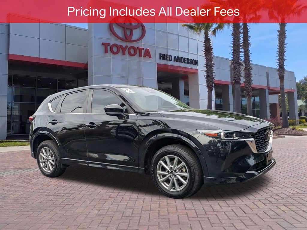 2024 Mazda CX-5 S Preferred package Auto AWD's photo