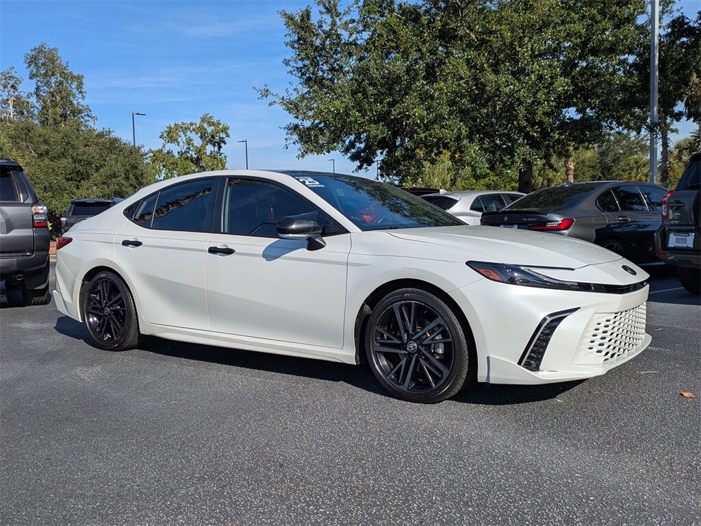 2025 Toyota Camry XSE photo 2