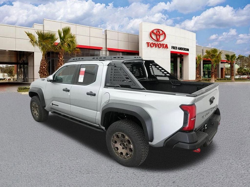 2025 Toyota Tacoma Trailhunter - Photo 6