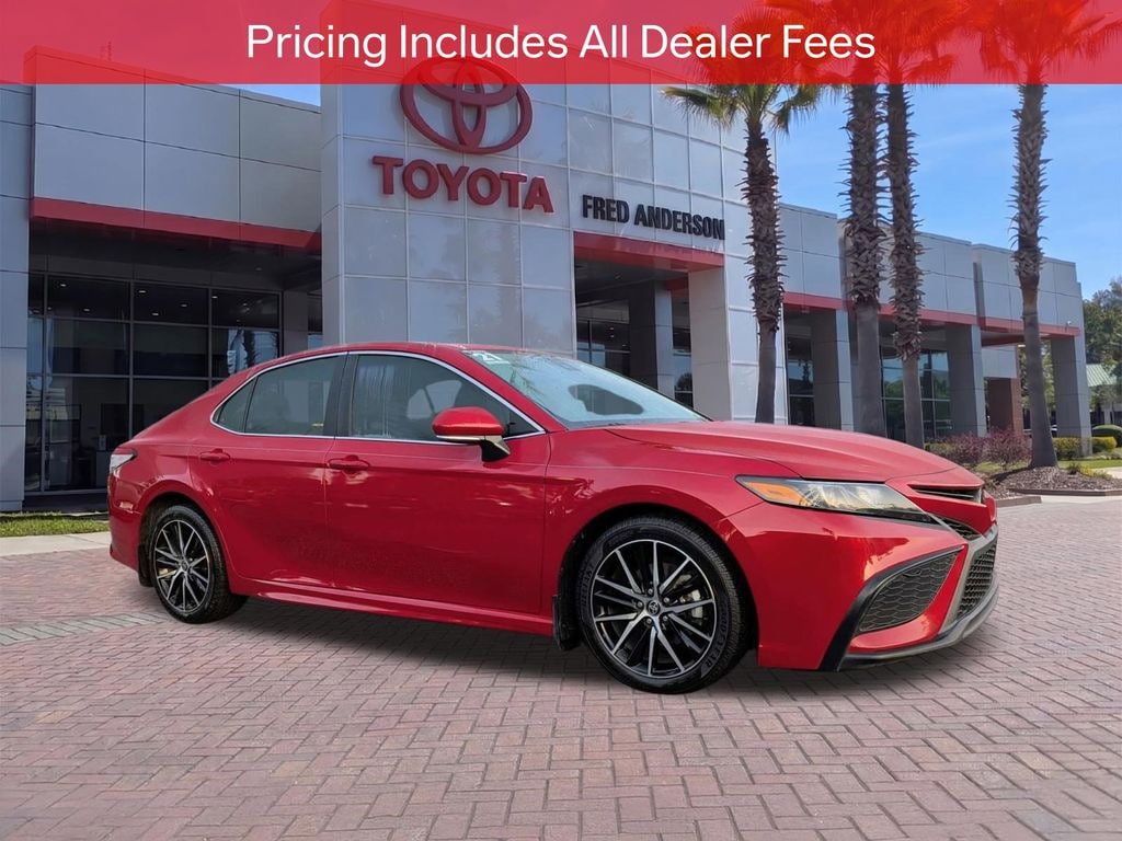 Used 2021 Toyota Camry SE Sedan