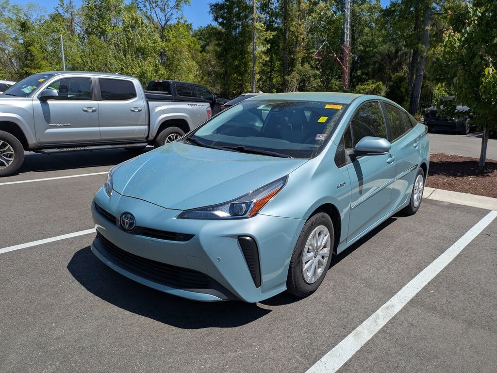 Used 2021 Toyota Prius LE Hatchback