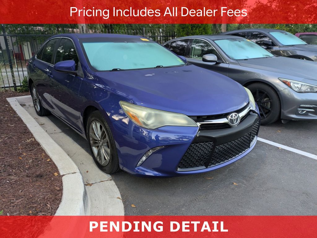 2015 Toyota Camry 2.5 Auto SE's photo