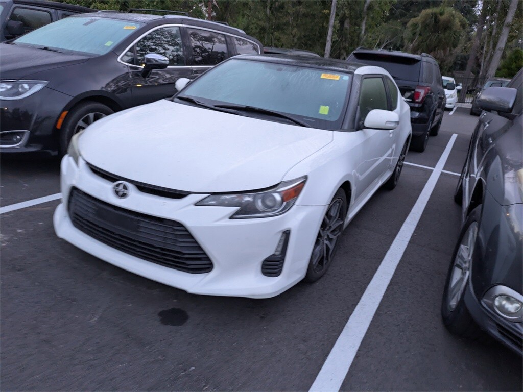 2014 Scion tC Base photo 3