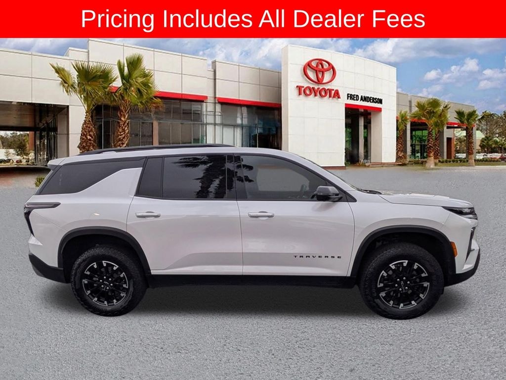 Used 2024 Chevrolet Traverse Z71 SUV