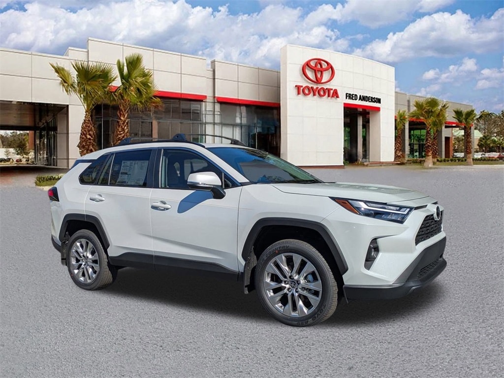 2025 Toyota RAV4 SUV 