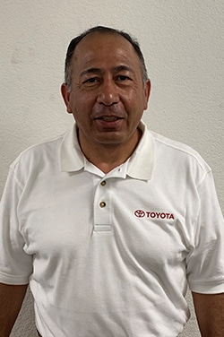 Staff member Robert Sierra from ID_4556ff4d04dc
