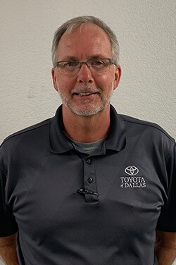 Staff member David Moore from ID_4556ff4d04dc