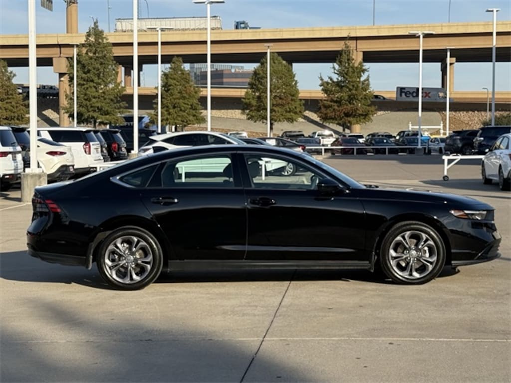 Used 2023 Honda Accord EX Sedan
