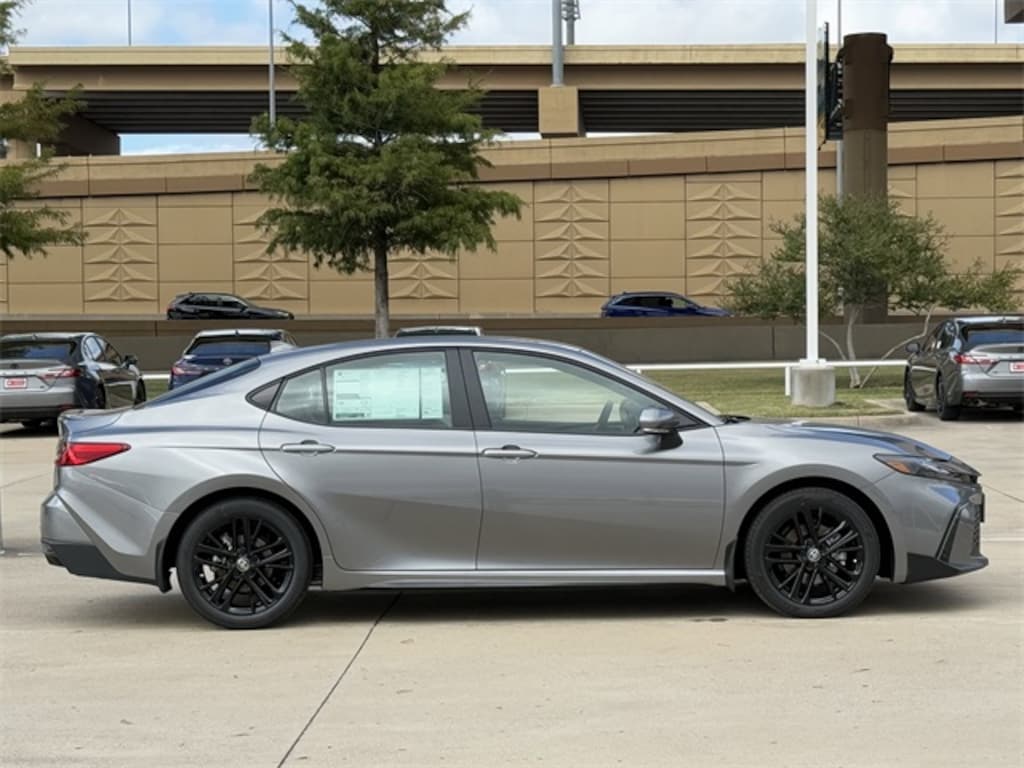 New 2026 Toyota Camry SE Sedan