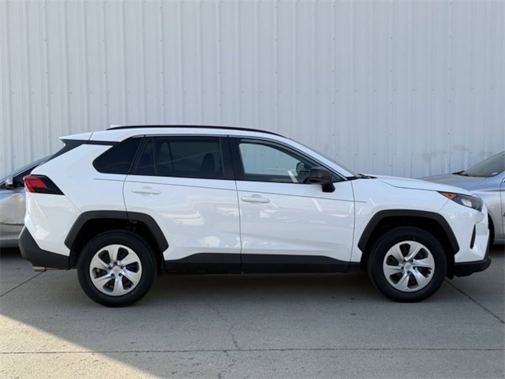 Used 2020 Toyota RAV4 LE SUV