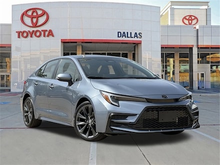 2025 Toyota Camry XSE Sedan