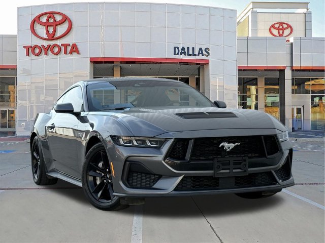 2025 Ford Mustang GT Fastback RWD