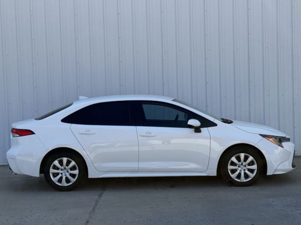 Used 2024 Toyota Corolla LE Sedan