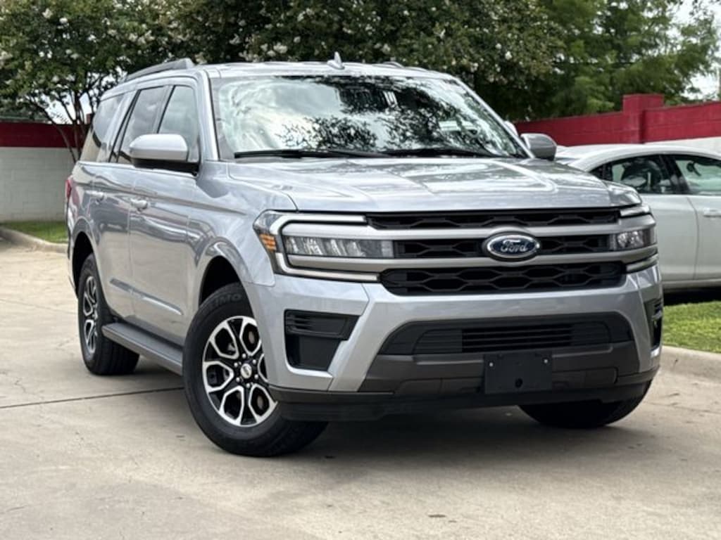 Used 2024 Ford Expedition XLT SUV