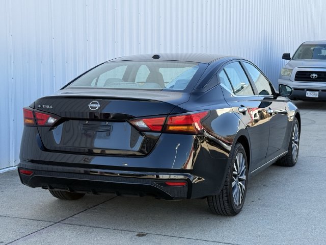Used 2025 Nissan Altima 2.5 SV Sedan