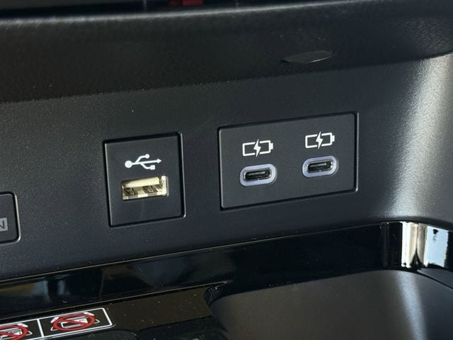 2026 Toyota Camry XLE - Photo 20