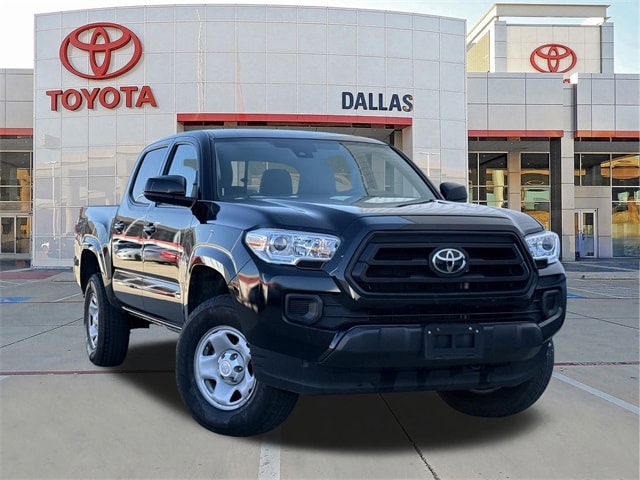 2023 Toyota Tacoma SR's photo