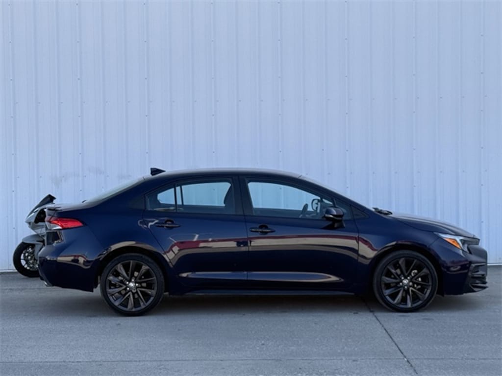 Used 2023 Toyota Corolla SE Sedan